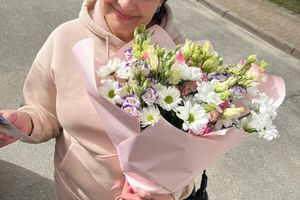 Фотозвіт №110 про доставку букету квітів в Борислав