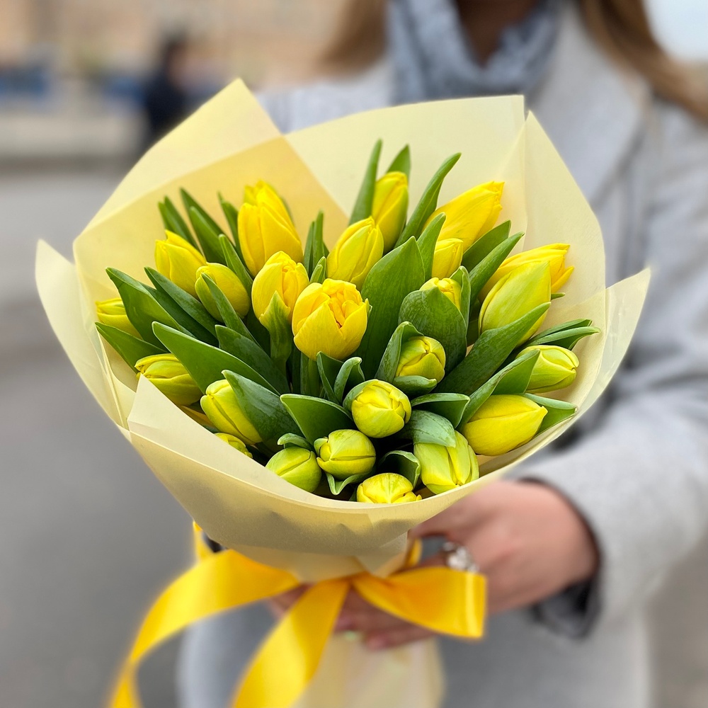 25 жовтих тюльпанів 004 фото